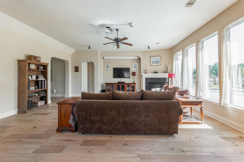 6003 Cross Creek Harbor Lane, Fulshear, Texas image 11