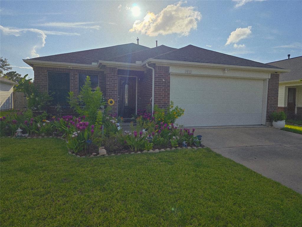 7619 Thicket Trace Court