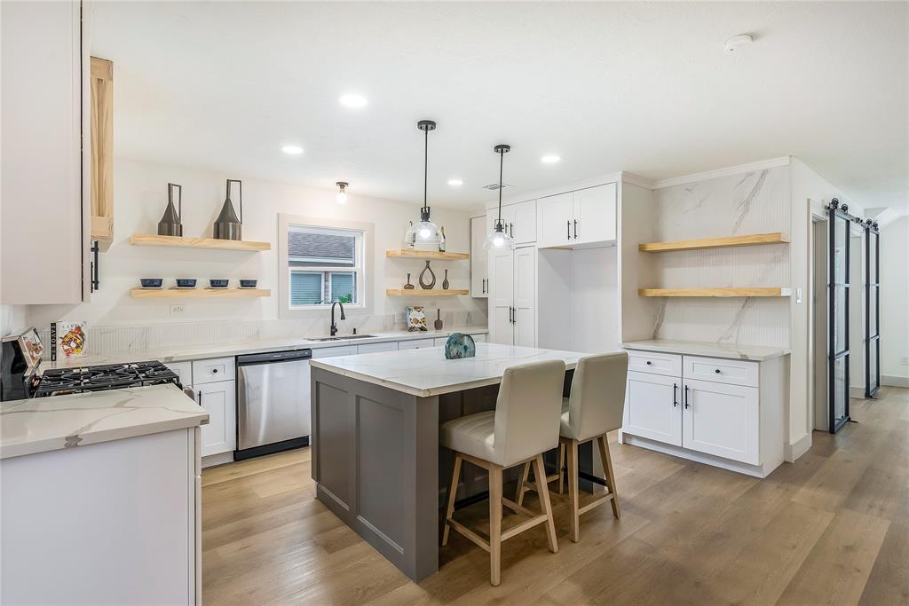 1914 Eagle Falls Street, Houston, Texas image 21