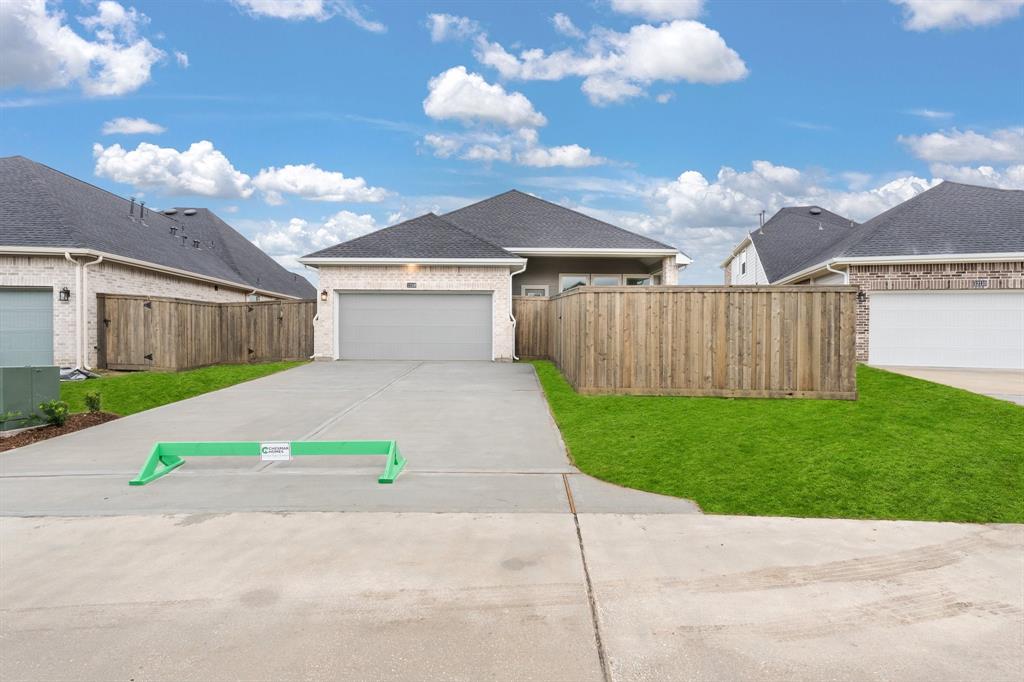 12106 Salty Bend Drive Drive, Mont Belvieu, Texas image 32