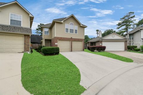 Single Family Residence in Houston TX 9439 Southpoint Wind Lane Lane 2.jpg