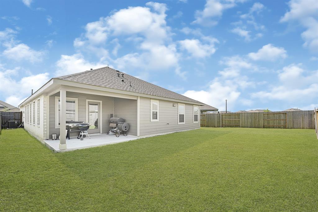 4307 Mulberry Sage Drive, Baytown, Texas image 23