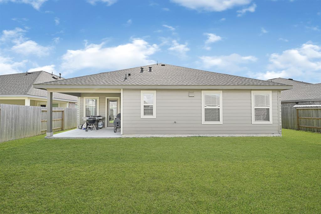 4307 Mulberry Sage Drive, Baytown, Texas image 24