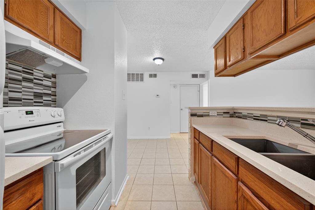12550 Whittington Drive 605