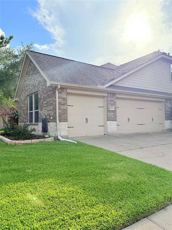 8231 Groveland Hills Drive
