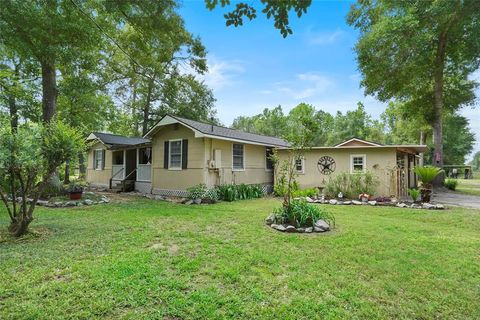 Single Family Residence in Magnolia TX 31123 Green Tree Road.jpg