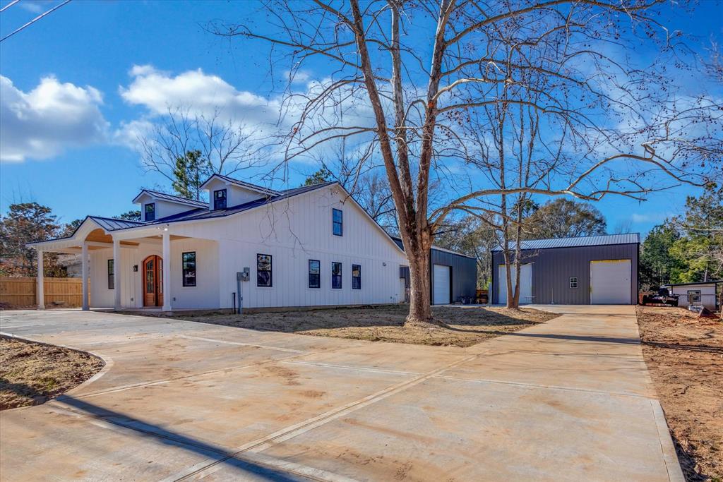 630 S Railroad Avenue, Shepherd, Texas image 2