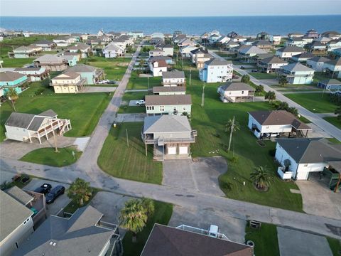 A home in Crystal Beach