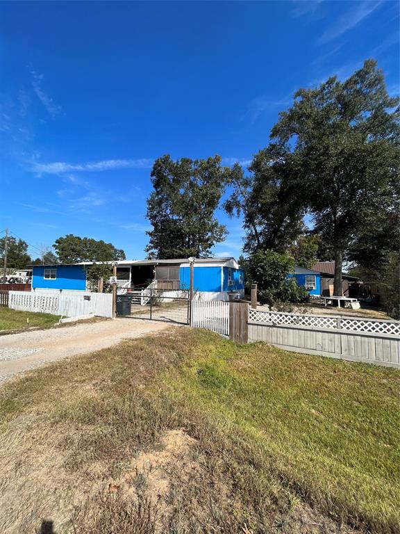 8026 Forest Trace Boulevard, Conroe, Texas image 10