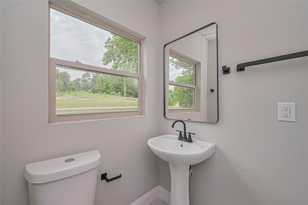 131 Holiday Boulevard, Coldspring, Texas image 26