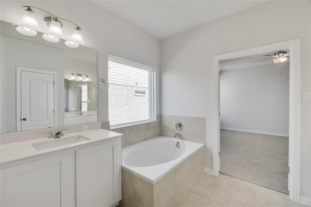 21715 Paphos Drive, Hockley, Texas image 9