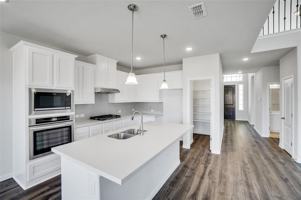 21715 Paphos Drive, Hockley, Texas image 4