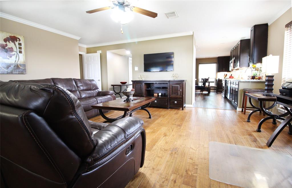 4826 Glenpark Drive Dr, La Porte, Texas image 13