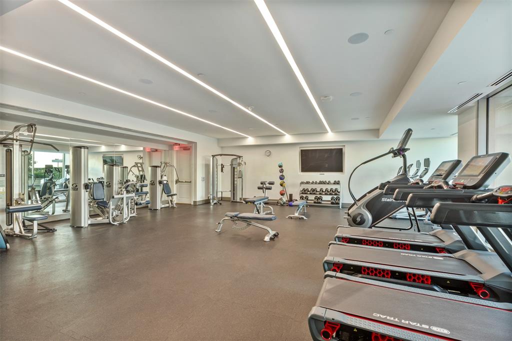2047 Westcreek Lane #1004, Houston, Texas image 30