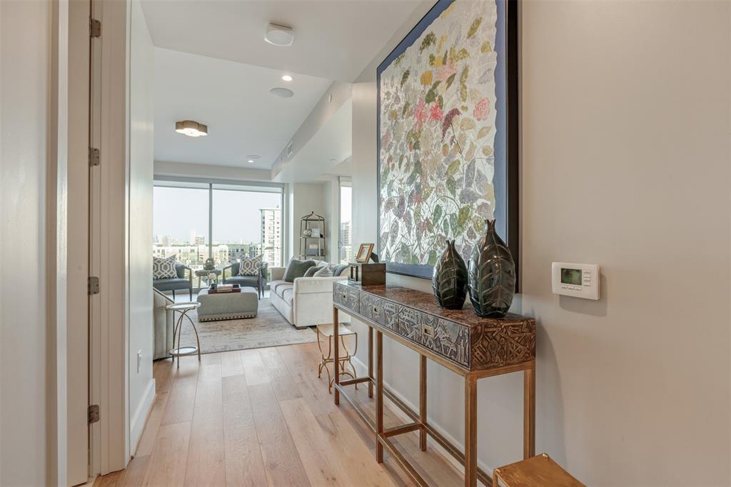 2047 Westcreek Lane #1004, Houston, Texas image 4