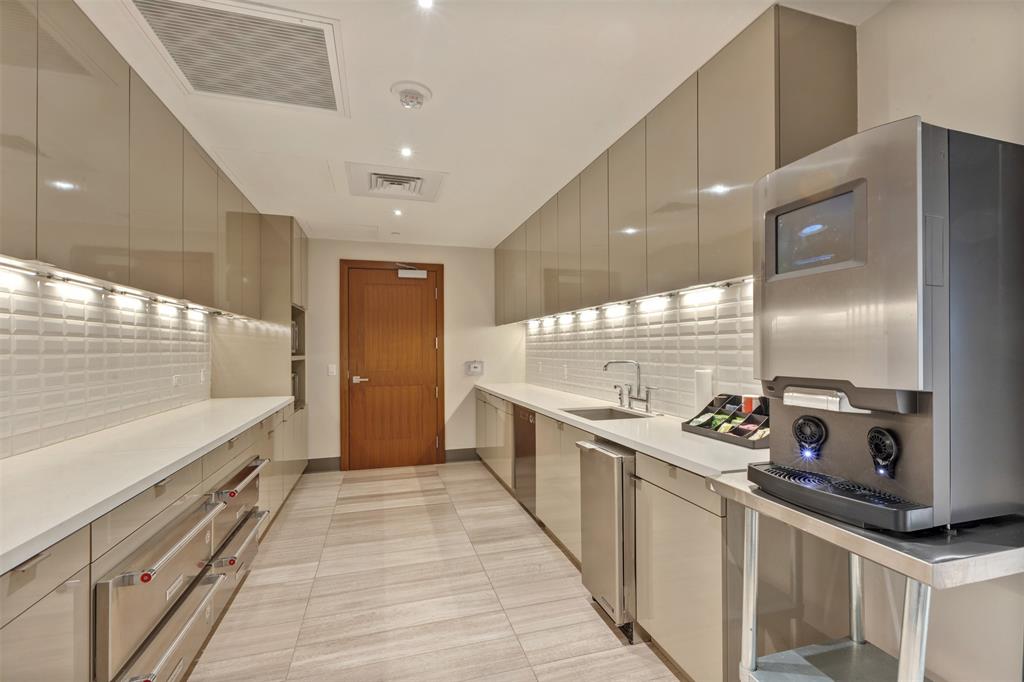 2047 Westcreek Lane #1004, Houston, Texas image 36