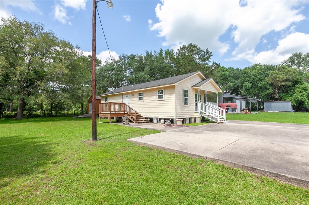 940 W Buccaneer Drive, Winnie, Texas image 21