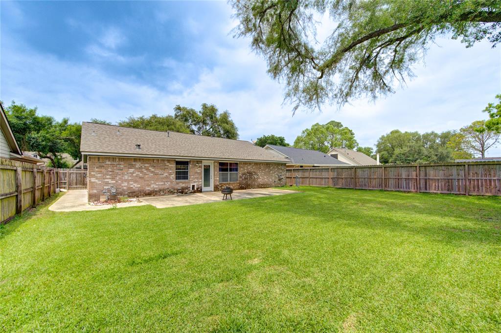 3711 Clover Meadows Street, Pasadena, Texas image 26