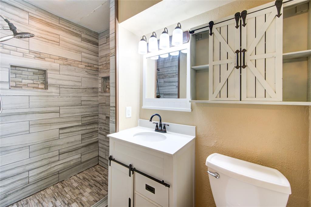 3711 Clover Meadows Street, Pasadena, Texas image 17