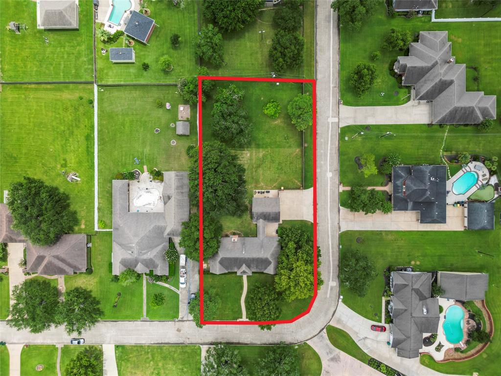 616 Westwood Circle