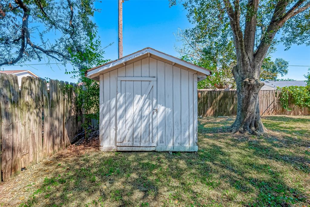 11014 Broken Sky Drive, Houston, Texas image 45