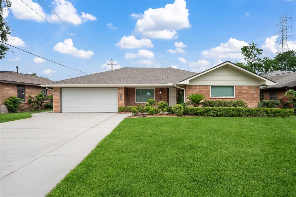 1506 Foxwood Road, Houston, Texas image 1