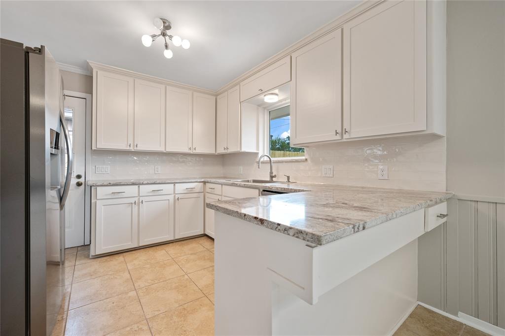 1506 Foxwood Road, Houston, Texas image 7