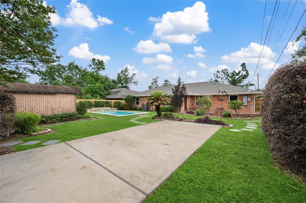 1506 Foxwood Road, Houston, Texas image 34