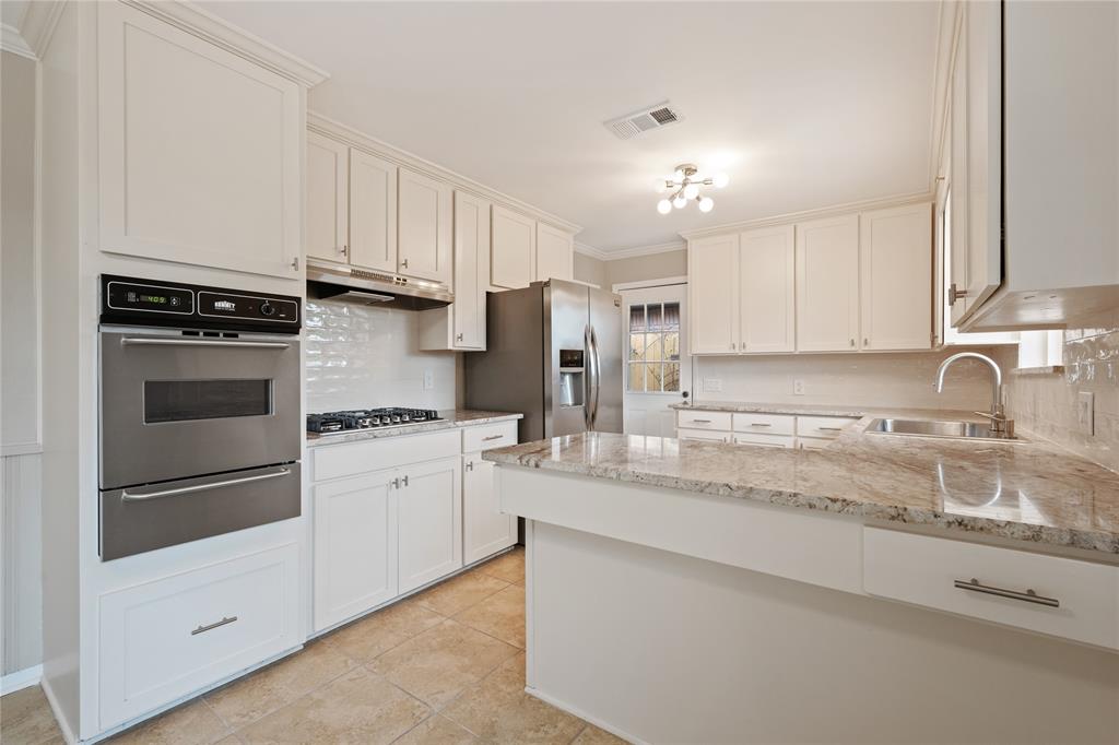 1506 Foxwood Road, Houston, Texas image 8