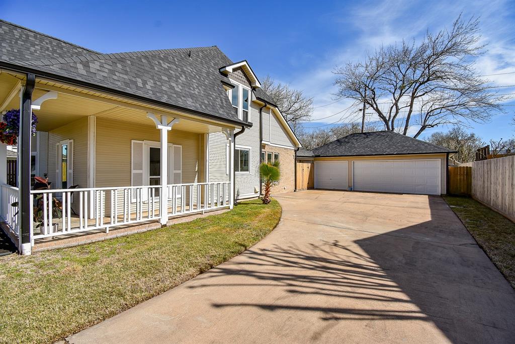 1911 Plantation Drive, Richmond, Texas image 32