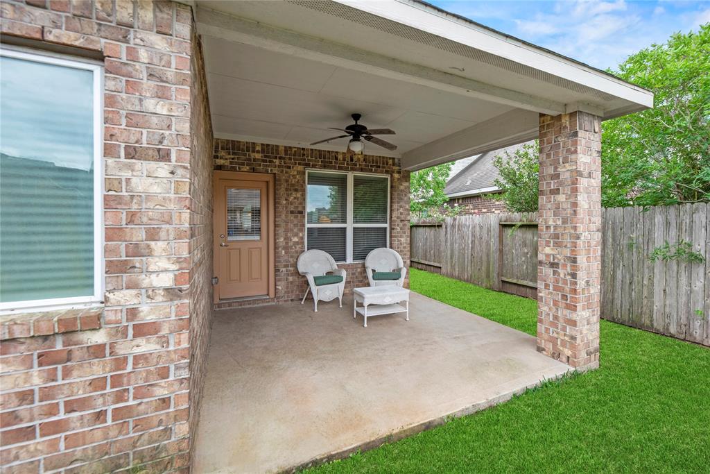 13215 Dover Bluff Drive, Rosharon, Texas image 27