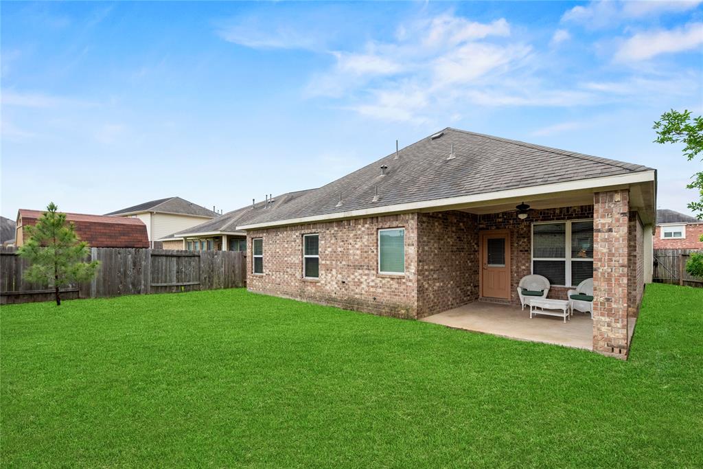 13215 Dover Bluff Drive, Rosharon, Texas image 28
