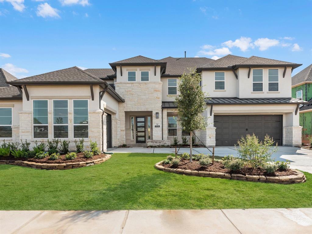 10819 Rosary Pea Lane