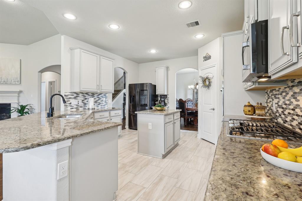 3403 Majestic Pine Lane, Rosenberg, Texas image 16