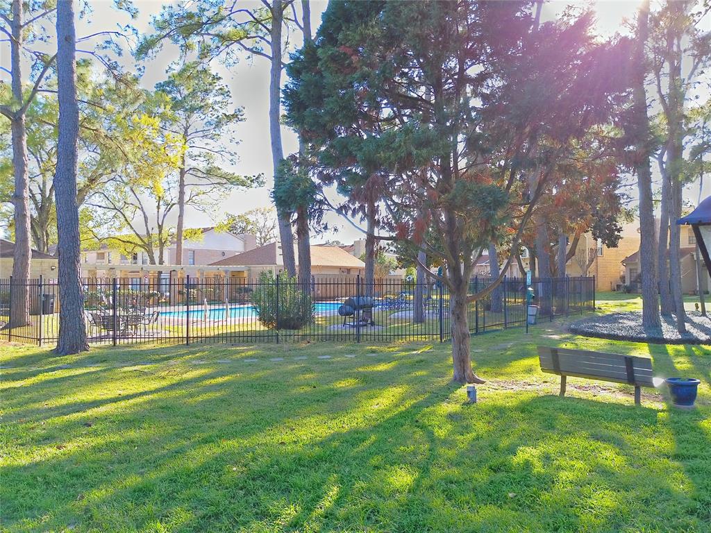 800 Country Place Drive #909, Houston, Texas image 25