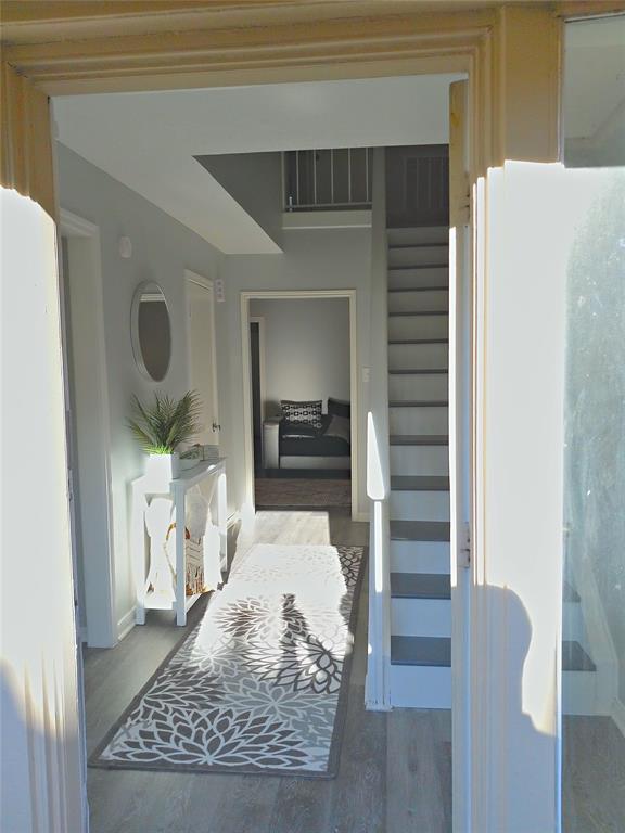 800 Country Place Drive #909, Houston, Texas image 8