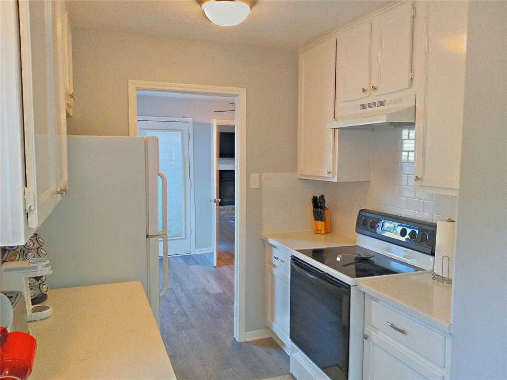 800 Country Place Drive #909, Houston, Texas image 15