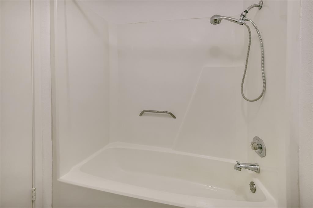 1100 Augusta Drive #33, Houston, Texas image 24