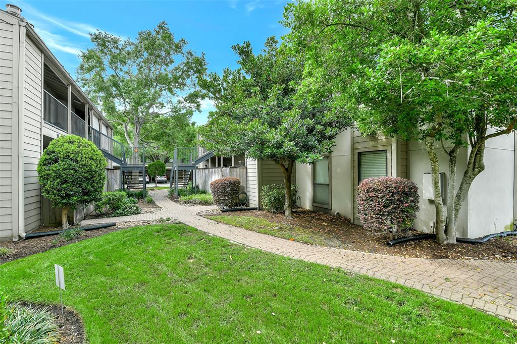 1100 Augusta Drive #33, Houston, Texas image 29