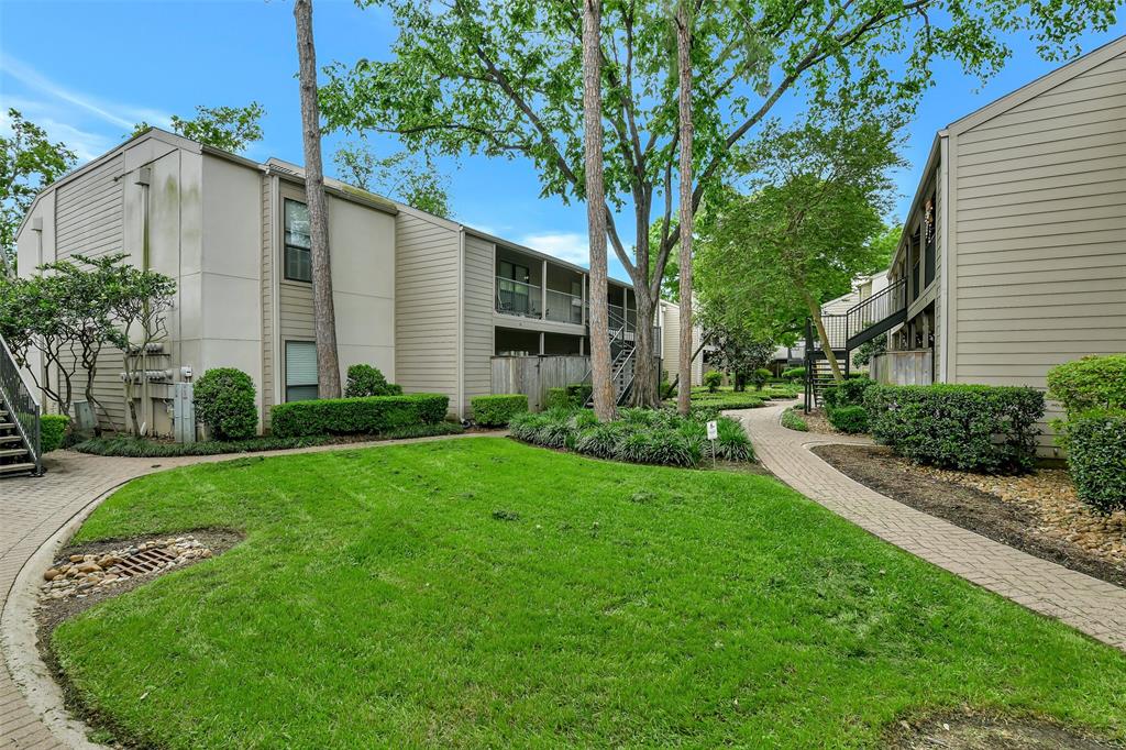 1100 Augusta Drive #33, Houston, Texas image 30