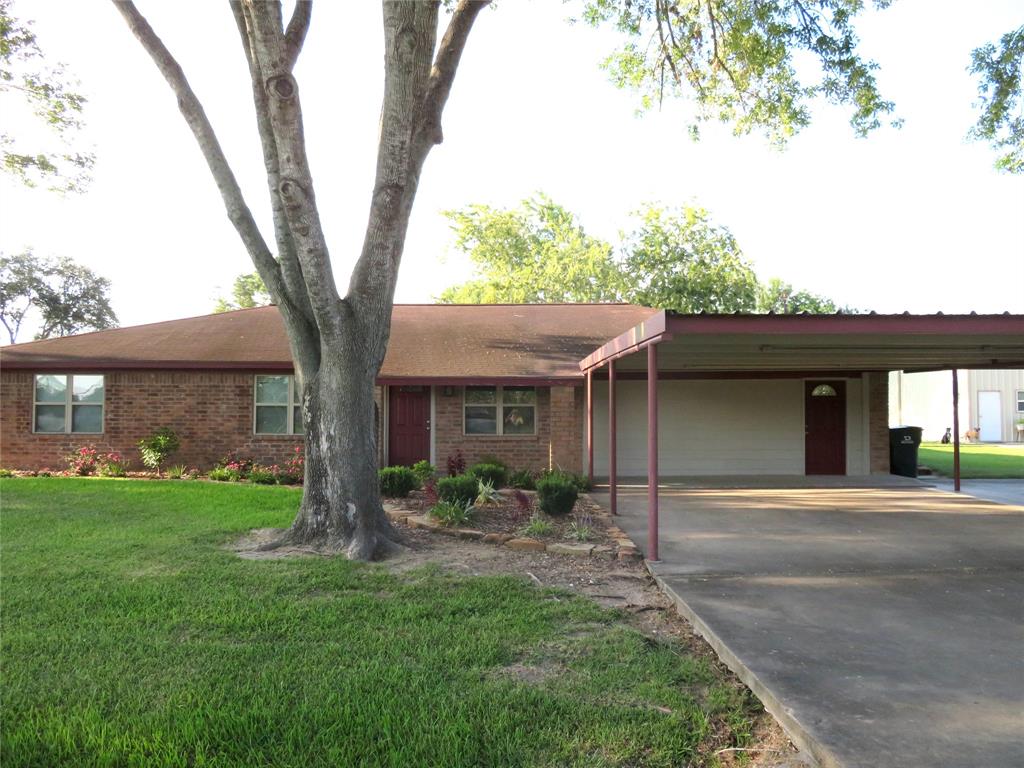 472 Becky Street, El Campo, Texas image 1