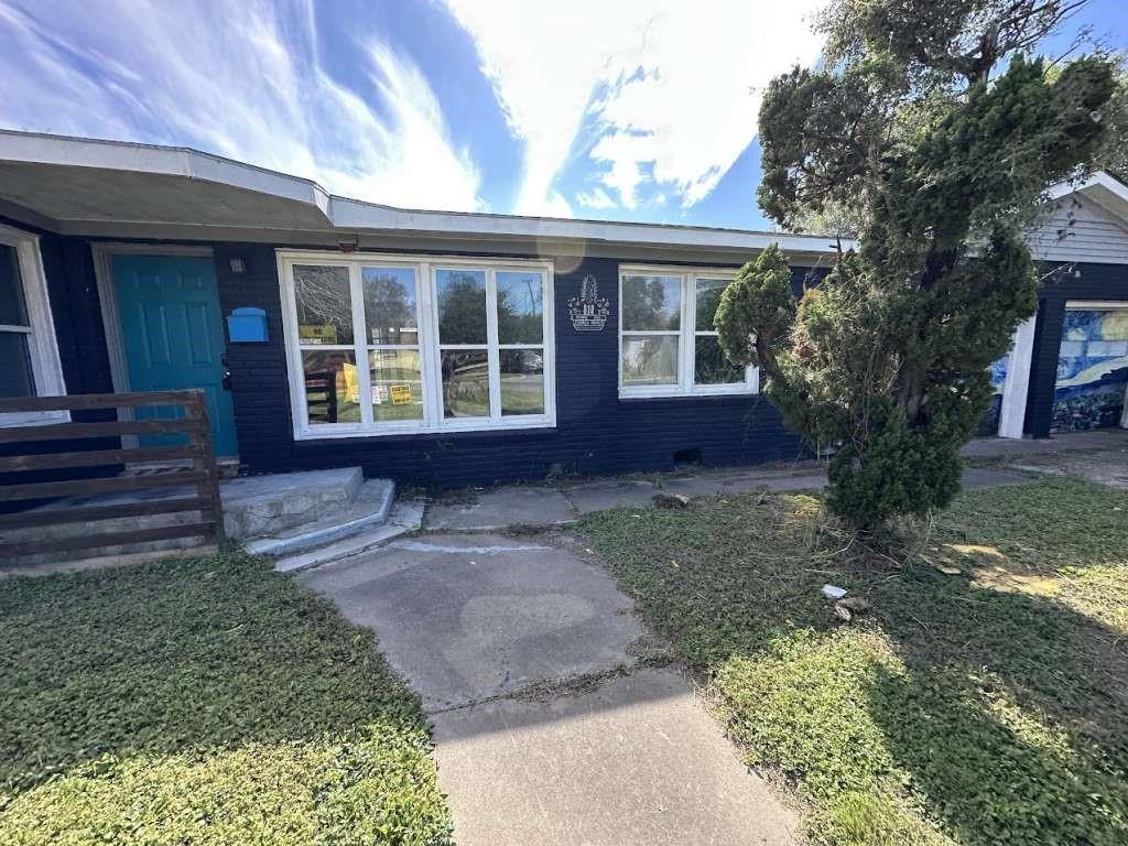 810 E Bowie Avenue, Harlingen, Texas image 5