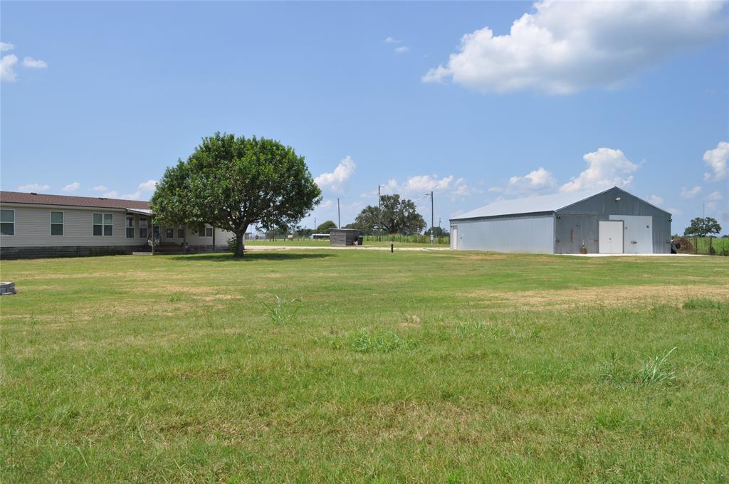 10901 Harmon School Road, Burton, Texas image 9