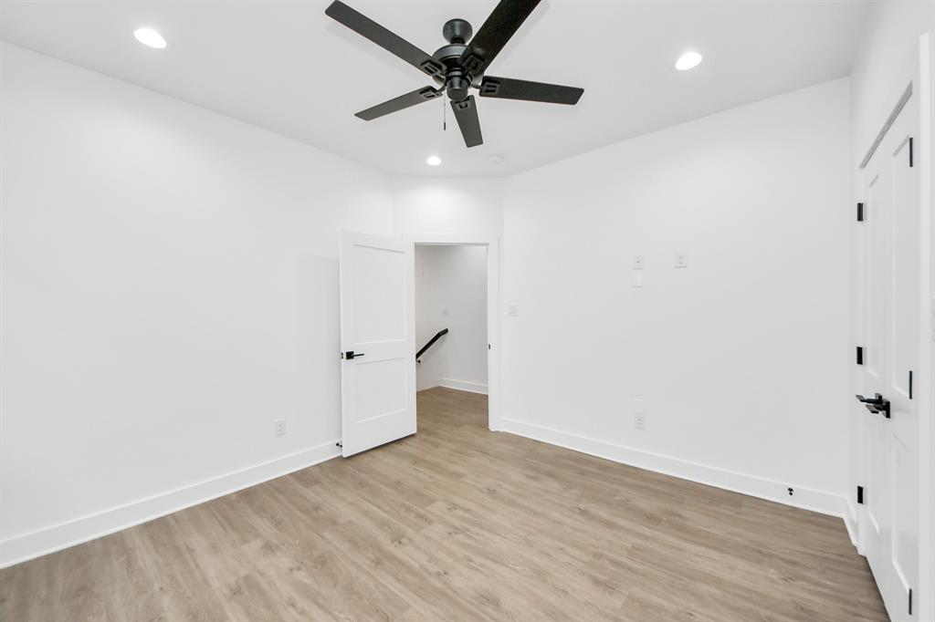 5029 Broom Street #B, Houston, Texas image 27
