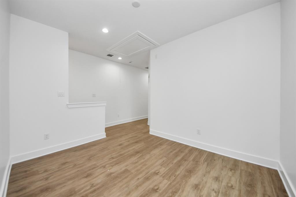5029 Broom Street #B, Houston, Texas image 24