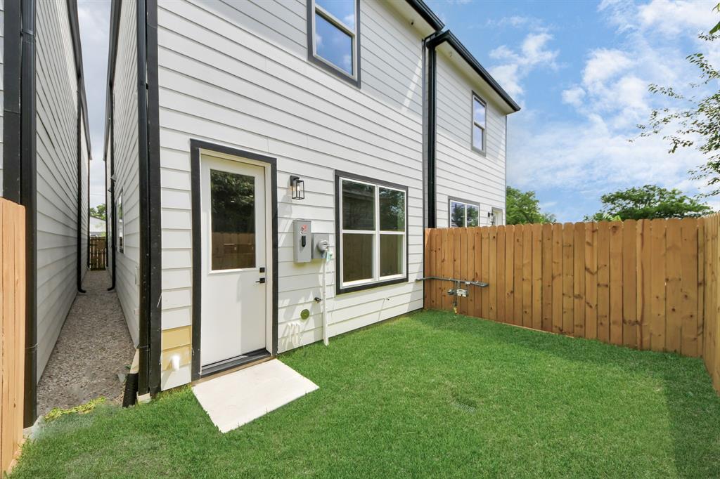 5029 Broom Street #B, Houston, Texas image 33