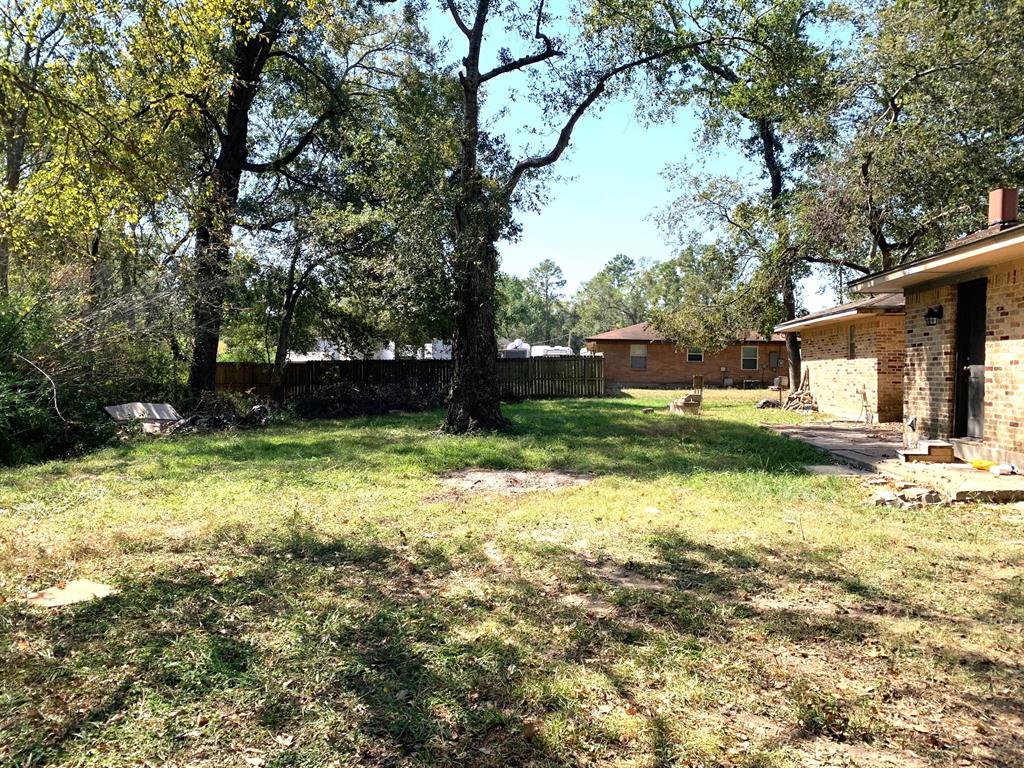 5306 Treaschwig Road, Spring, Texas image 6