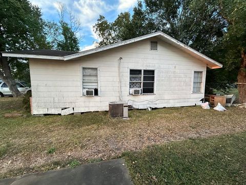 A home in El Campo