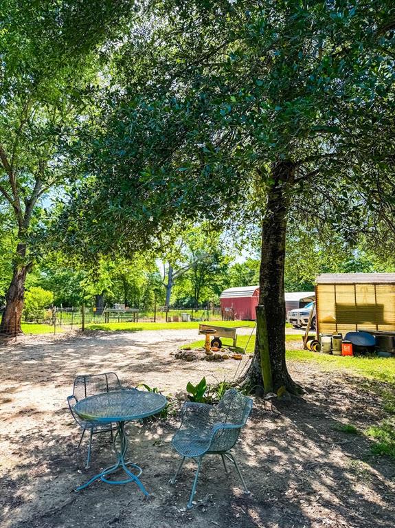 120 Fcr 296, Oakwood, Texas image 24