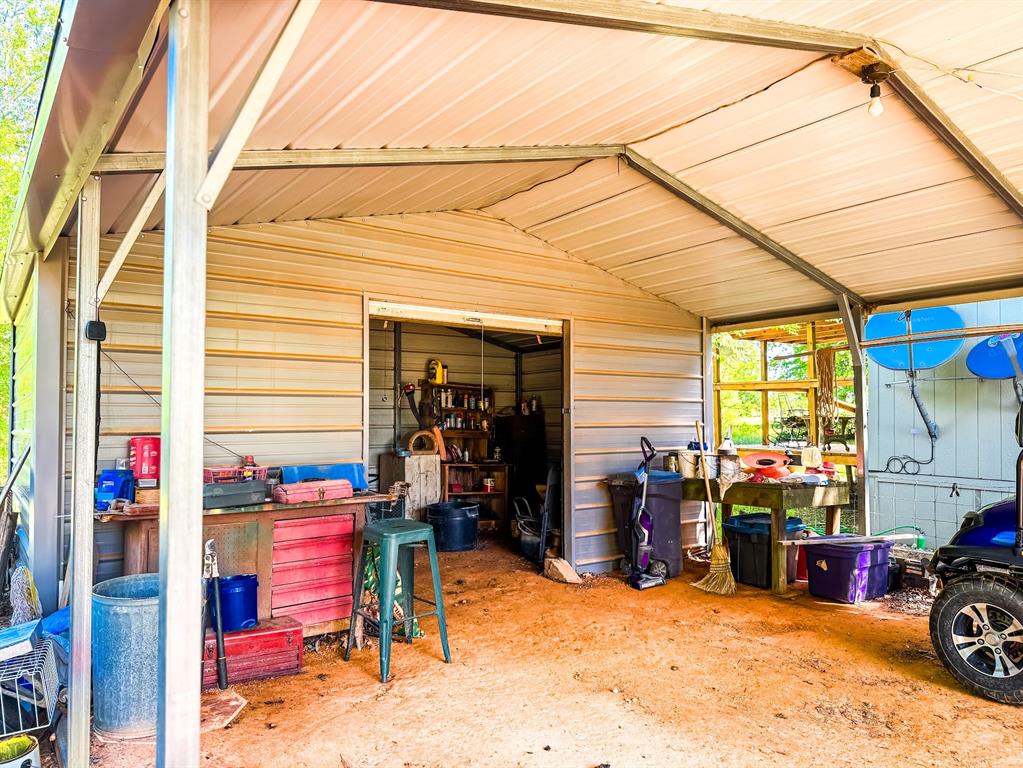 120 Fcr 296, Oakwood, Texas image 21